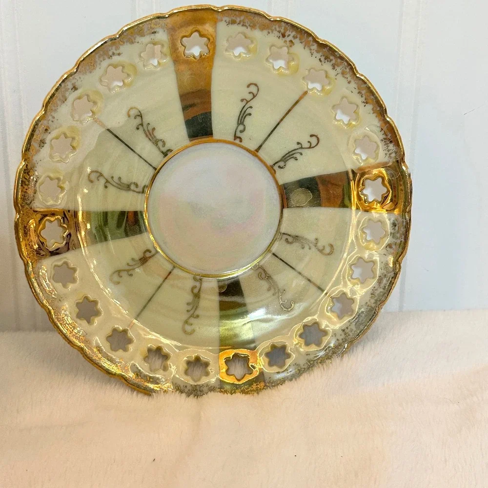 Enesco Teacup Saucer Set Vintage Gold Lusterware Japan Excellnt Reticulated Star